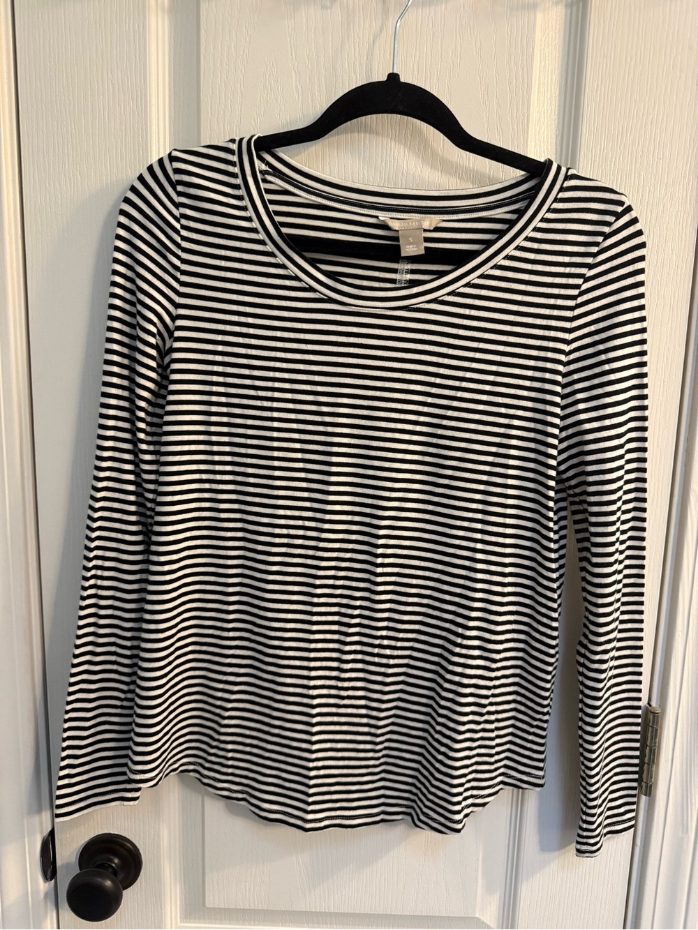 Banana Republic Black & White Striped Long Sleeve Tee